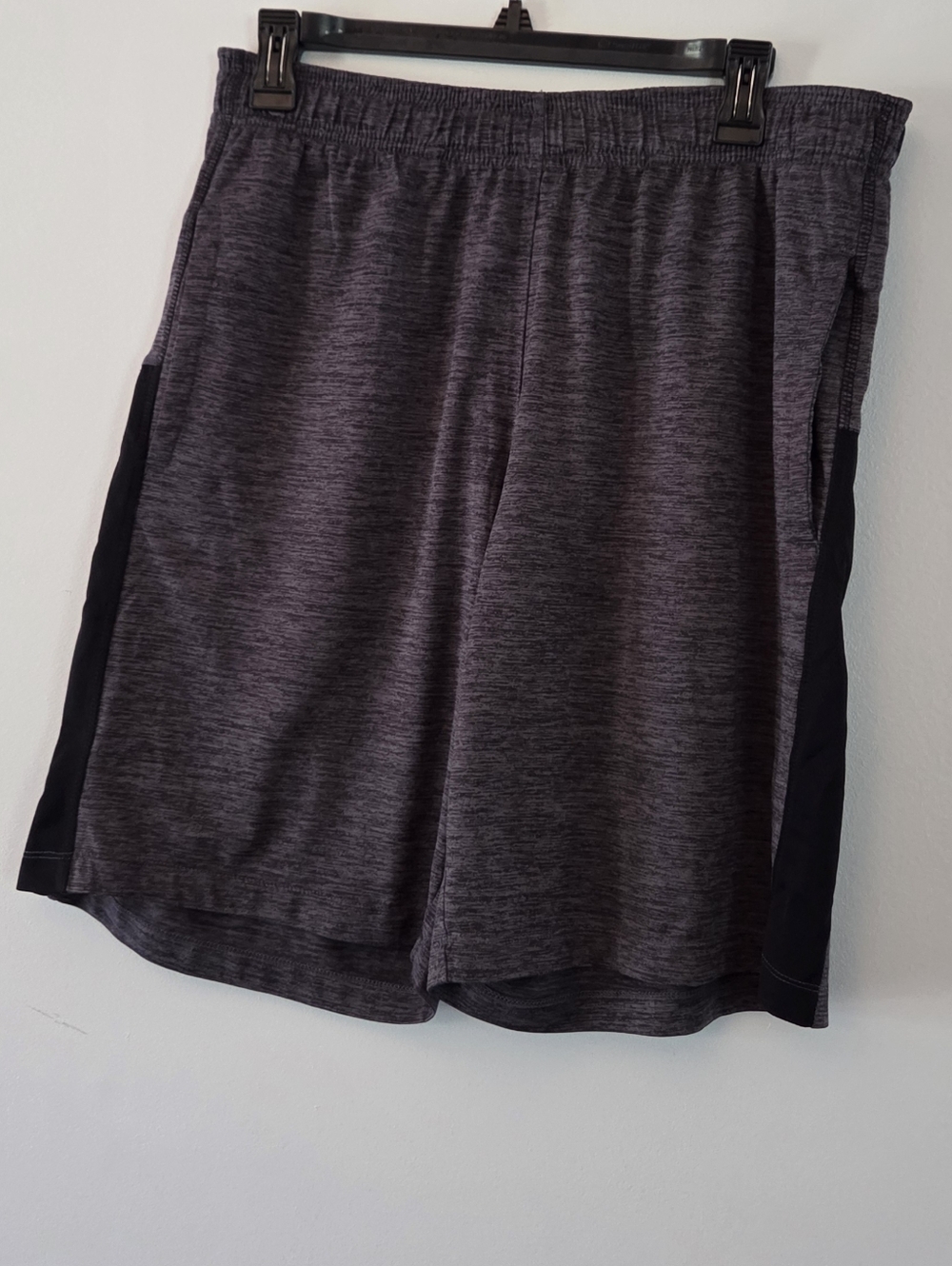Layer 8 Men's Charcoal Grey Athletic Size Medium Shorts